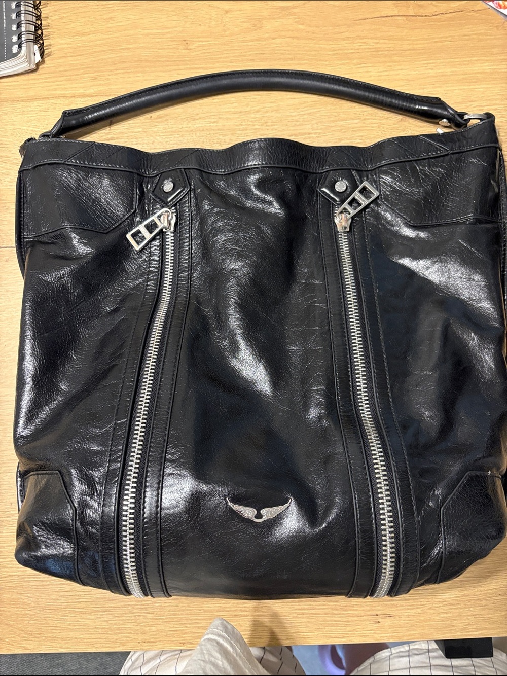 Black Women's Leather Shoulder Bag with Front Zippers